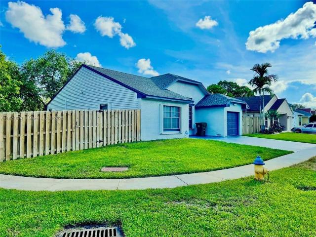 Villa for rent in Pembroke Pines