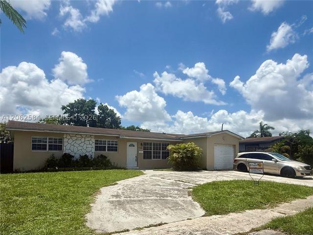 Detached House for rent in Pembroke Pines, Florida