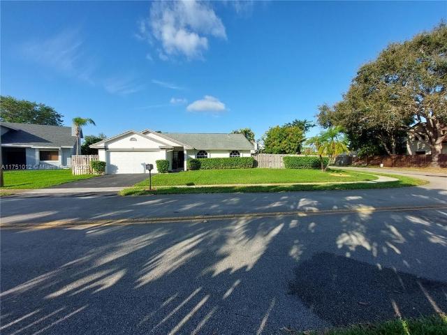 Villa for rent in Pembroke Pines