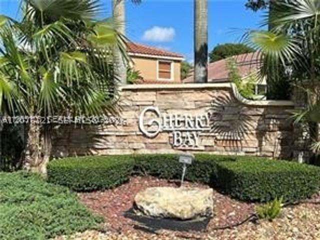 Detached House for rent in Pembroke Pines, Florida