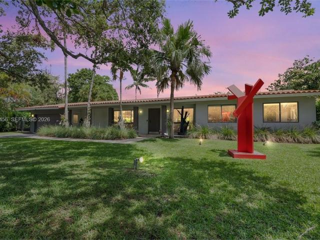 Detached House for rent in Pinecrest, Florida