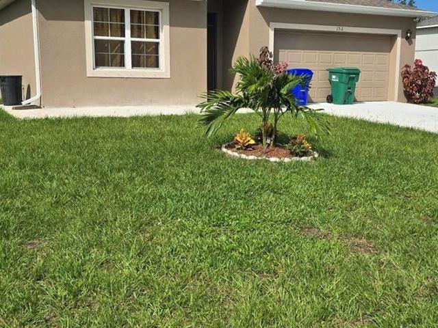 Detached House for rent in Sebastian