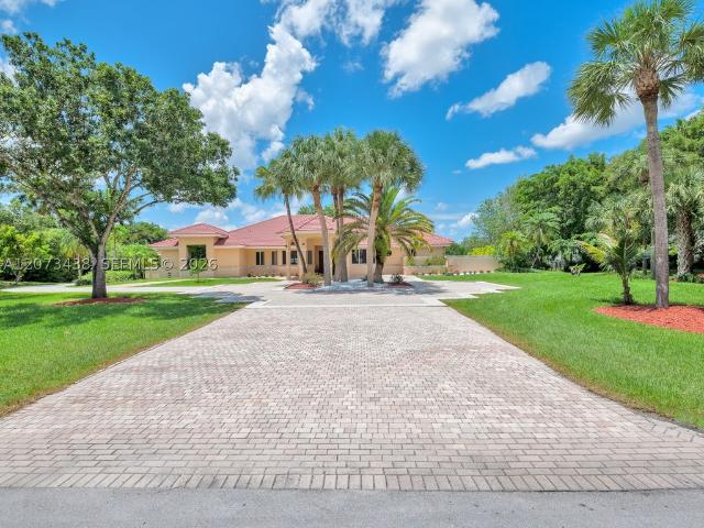 Detached House for rent in Weston, Florida