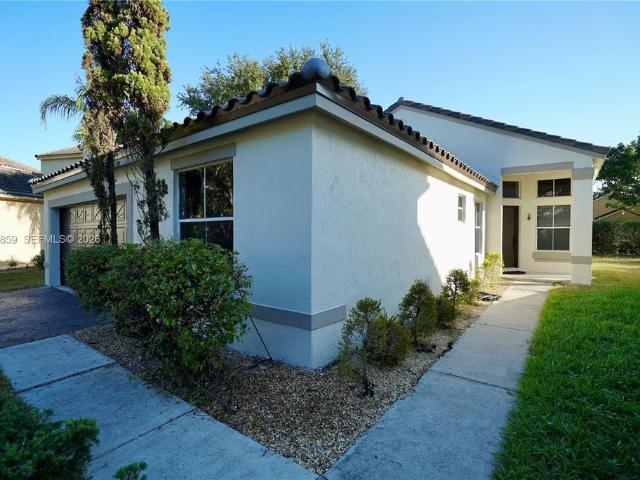 Detached House for rent in Weston, Florida