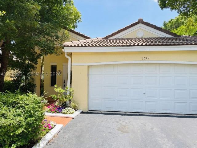 Detached House for rent in Weston, Florida