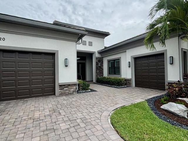 Villa for sale in Boca Raton