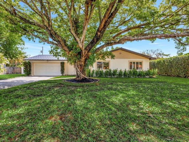 Villa for sale in Boynton Beach