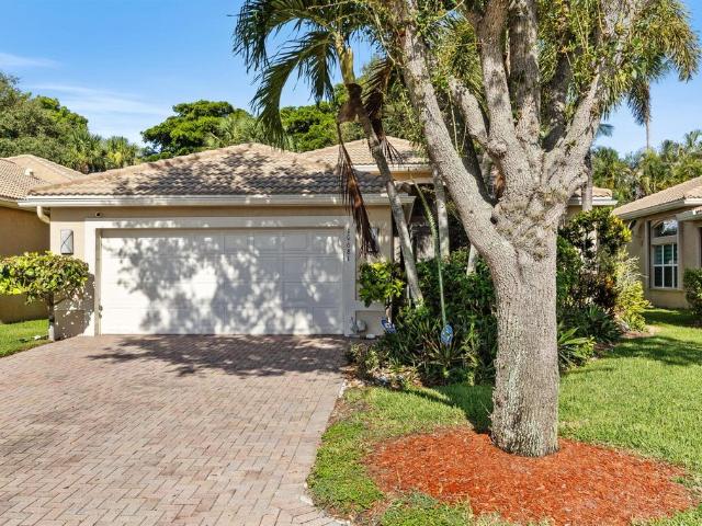 Villa for sale in Boynton Beach