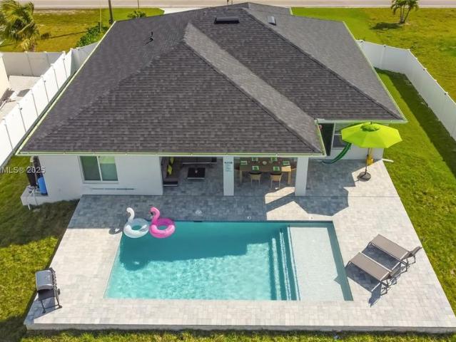 Villa for sale in Cape Coral