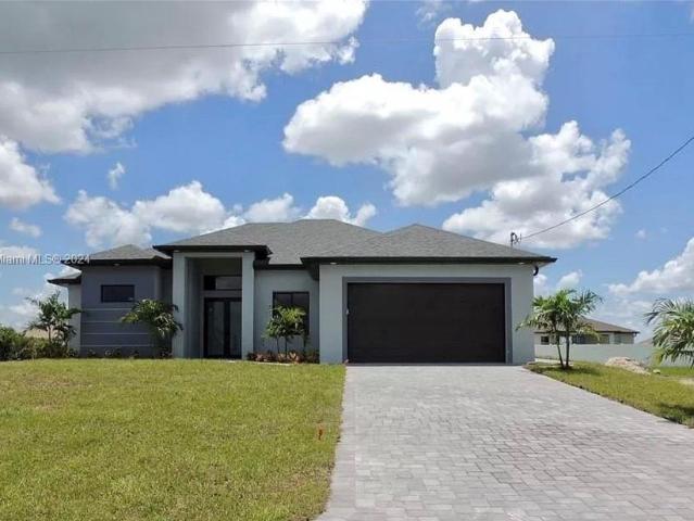 Villa for sale in Cape Coral