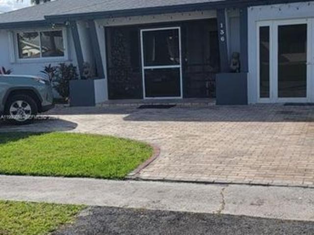Detached House for sale in Dania, Florida
