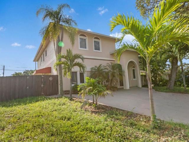 Detached House for sale in Dania, Florida