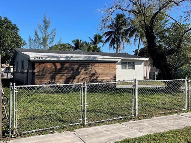 Detached House for sale in Dania, Florida
