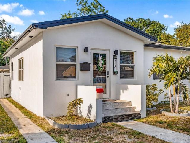 Detached House for sale in Dania, Florida