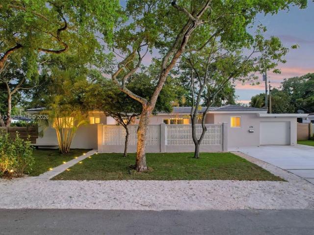 Detached House for sale in El Portal, Florida