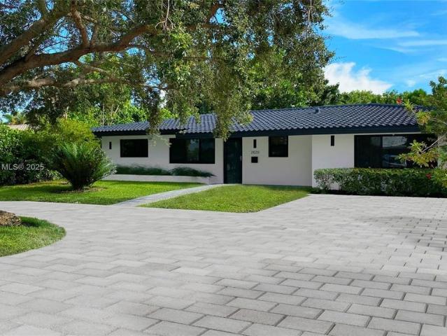 Villa for sale in Fort Lauderdale