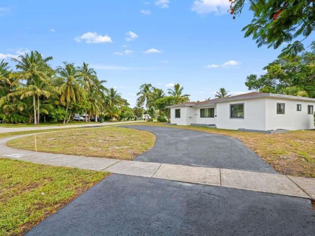 Villa for sale in Fort Lauderdale