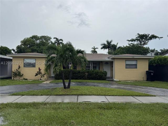 Detached House for sale in Hallandale Beach, Broward County