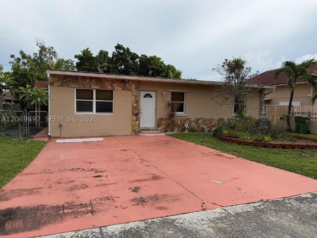 Detached House for sale in Hialeah, Florida