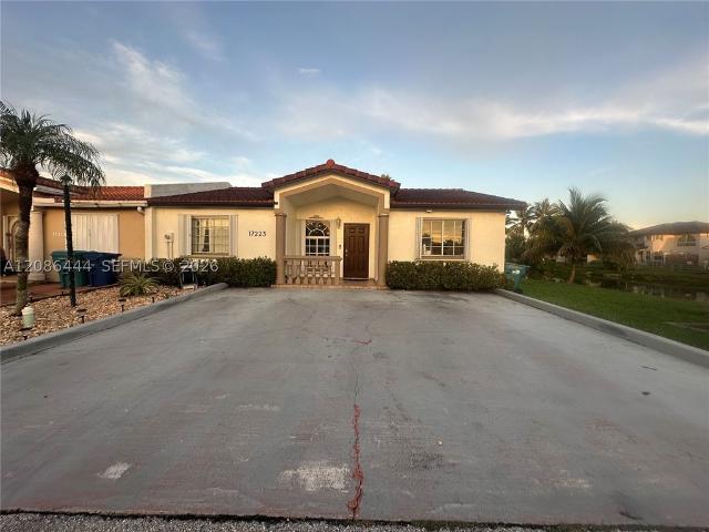 Detached House for sale in Hialeah, Miami-Dade County