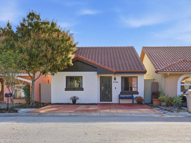 Detached House for sale in Hialeah, Florida