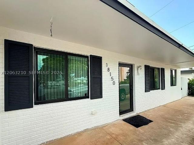Detached House for sale in Hialeah, Florida