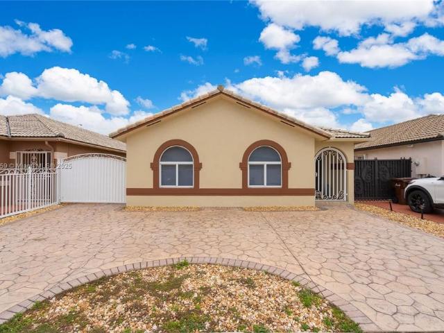 Villa for sale in Hialeah