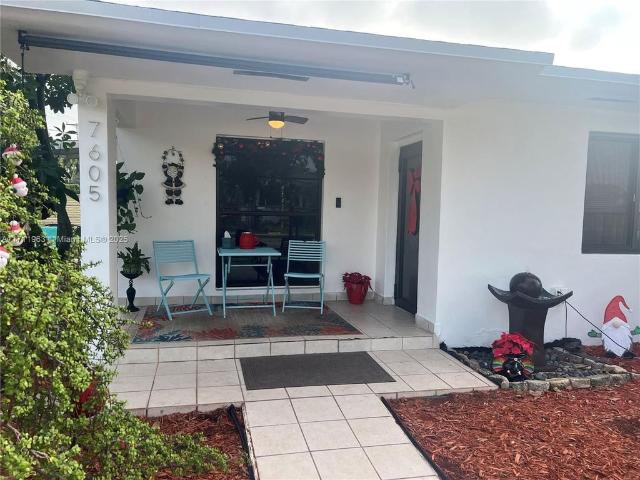 Villa for sale in Hialeah