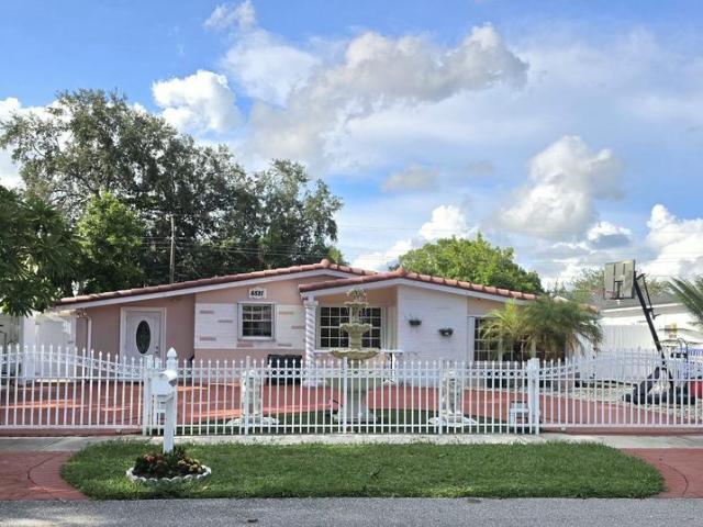 Detached House for sale in Hollywood, Florida