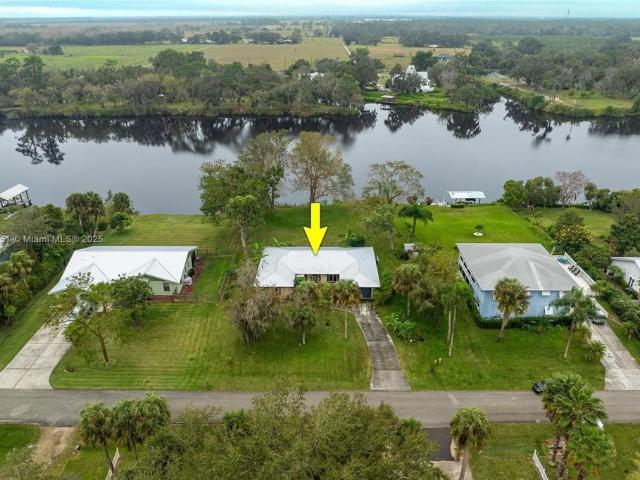 Villa for sale in Labelle