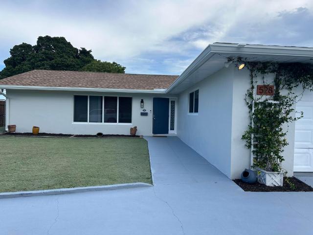 Detached House for sale in Lake Park, Florida