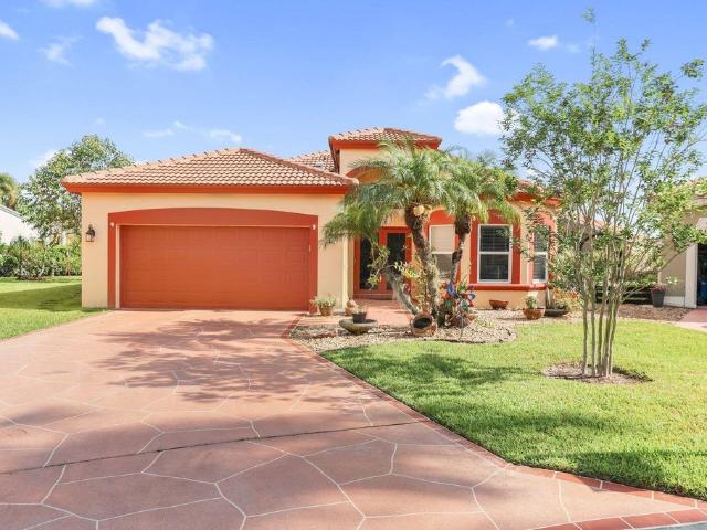 Villa for sale in Lake Worth