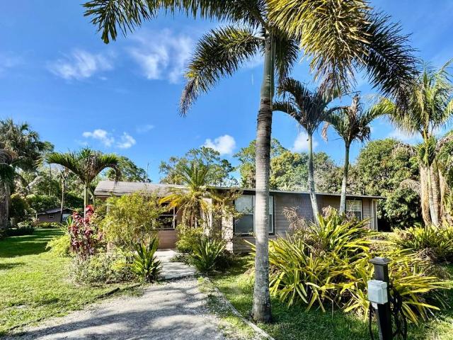 Detached House for sale in Loxahatchee, Florida