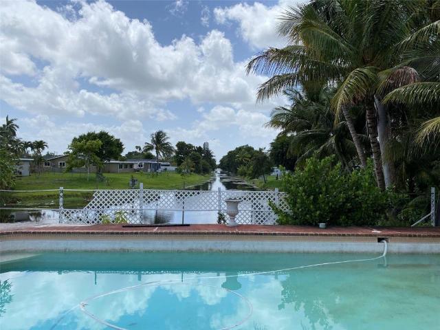 Villa for sale in Margate Villa for sale in Margate