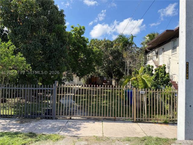 Detached House for sale in Miami, Florida