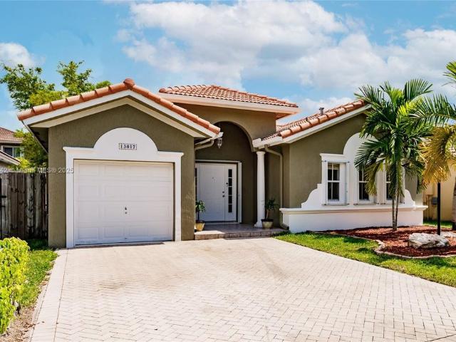 Villa for sale in Miami