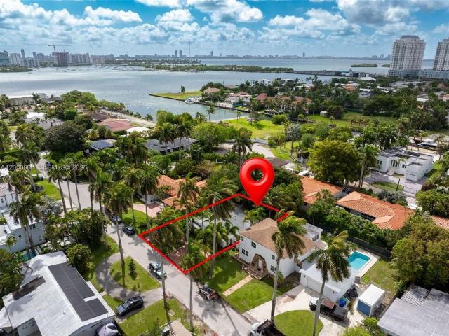 Detached House for sale in Miami, Florida