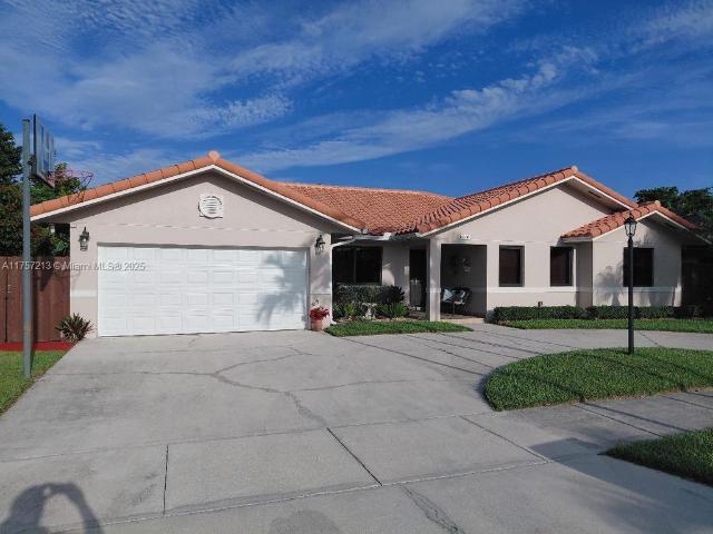 Villa for sale in Miami