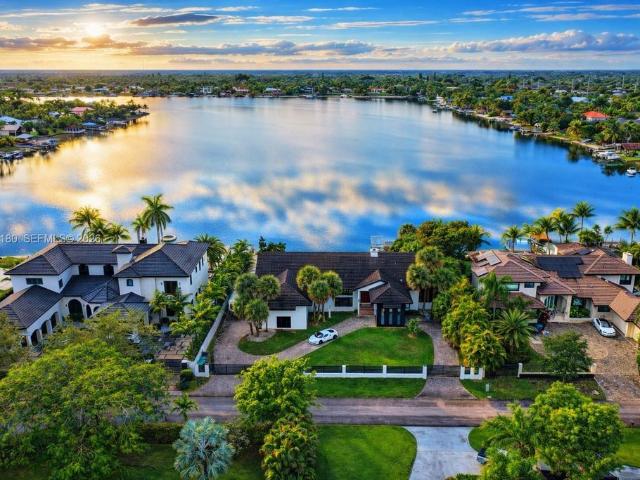 Detached House for sale in Kendall, Florida