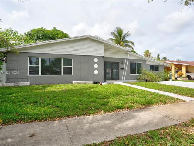 Villa for sale in North Miami Beach