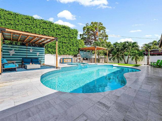 Villa for sale in Palm Beach
