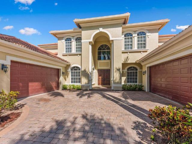 Villa for sale in Palm City