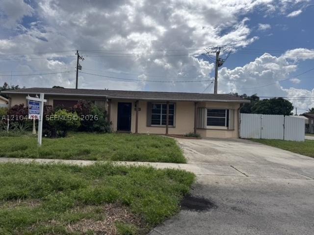 Detached House for sale in Pembroke Pines, Broward County