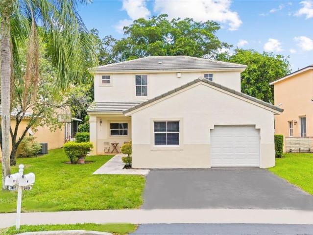 Villa for sale in Pembroke Pines