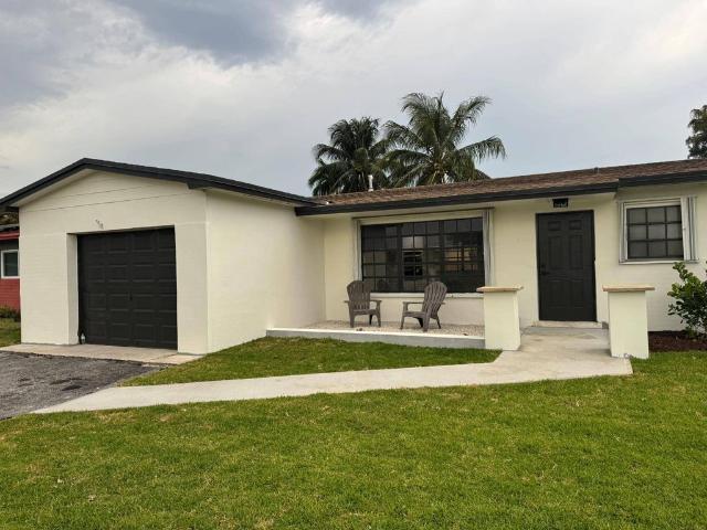 Villa for sale in Pembroke Pines