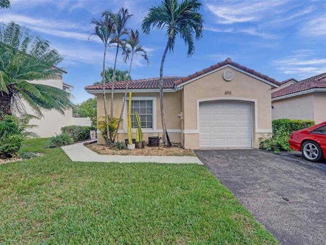 Villa for sale in Pembroke Pines