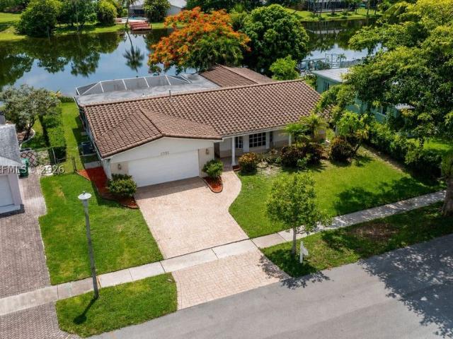 Detached House for sale in Pembroke Pines, Florida