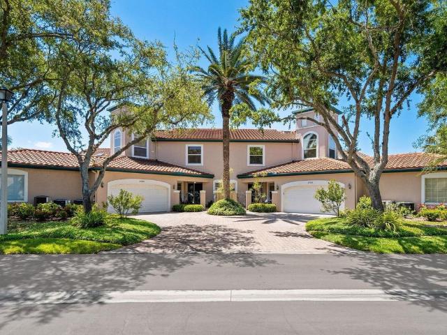 Villa for sale in Sarasota
