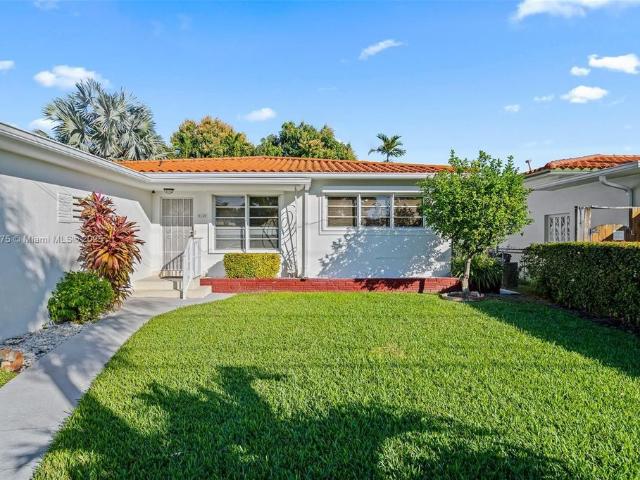 Villa for sale in Surfside