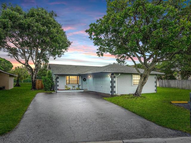 Villa for sale in Tamarac